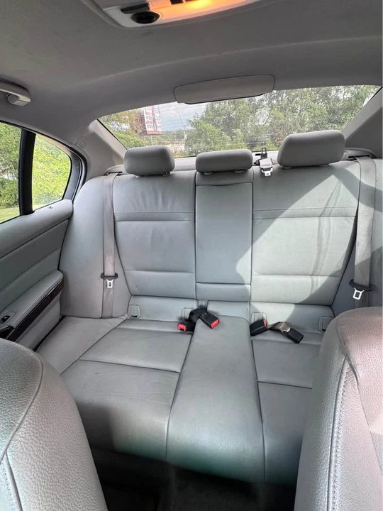 2011 BMW E90 3 Series Sedan - Image 8 of 10