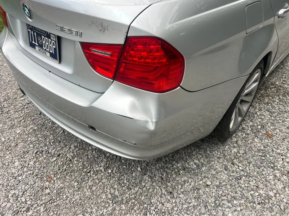 2011 BMW E90 3 Series Sedan - Image 5 of 14