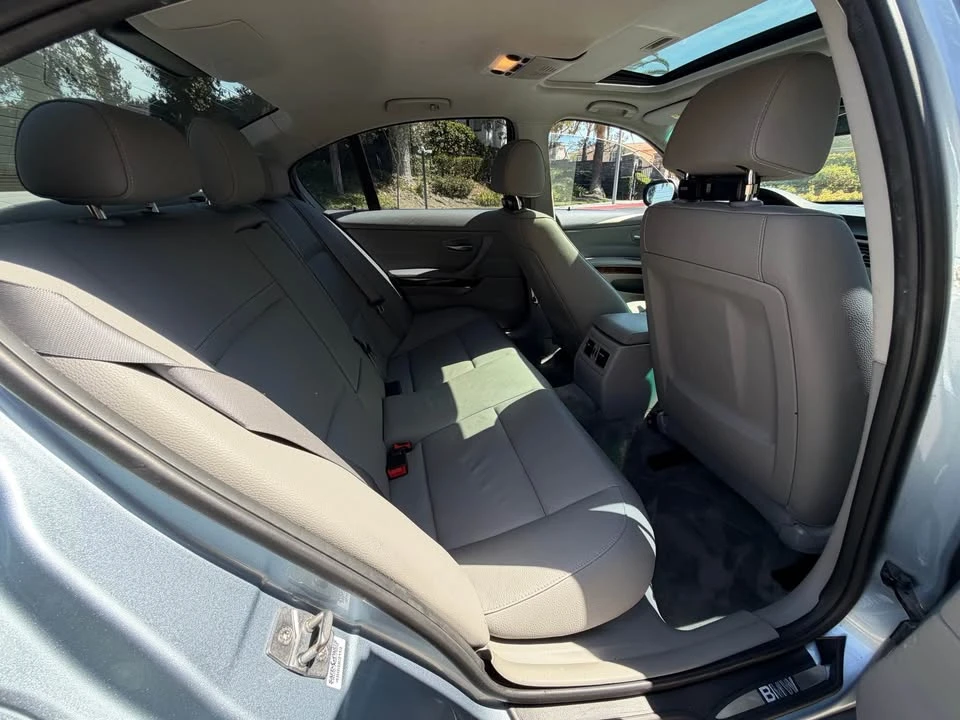 2011 BMW E90 3 Series Sedan - Image 14 of 20