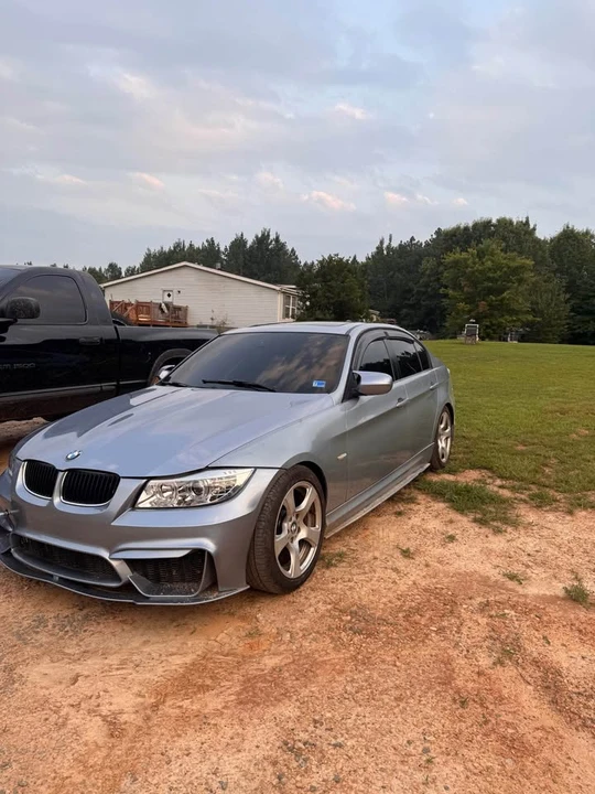 2011 BMW E90 3 Series Sedan - Image 6 of 8