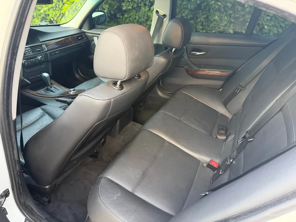 2011 BMW E90 3 Series Sedan - Image 12 of 15