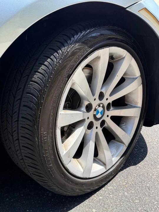 2011 BMW E90 3 Series Sedan - Image 10 of 20