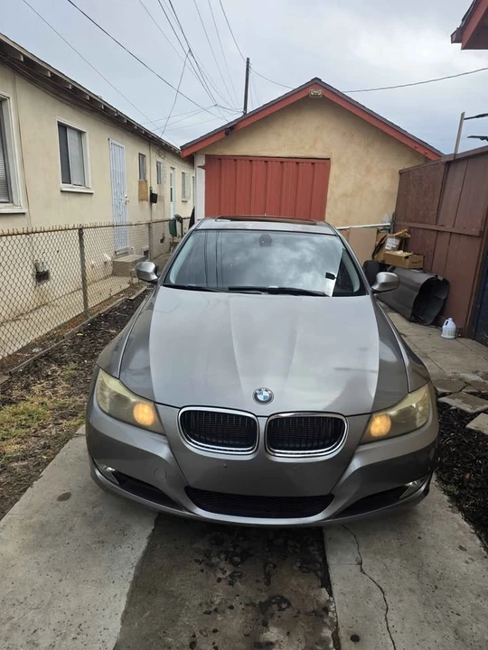2011 BMW E90 3 Series Sedan - Image 6 of 19
