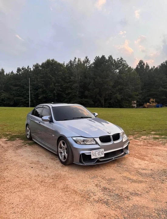 2011 BMW E90 3 Series Sedan - Image 6 of 10