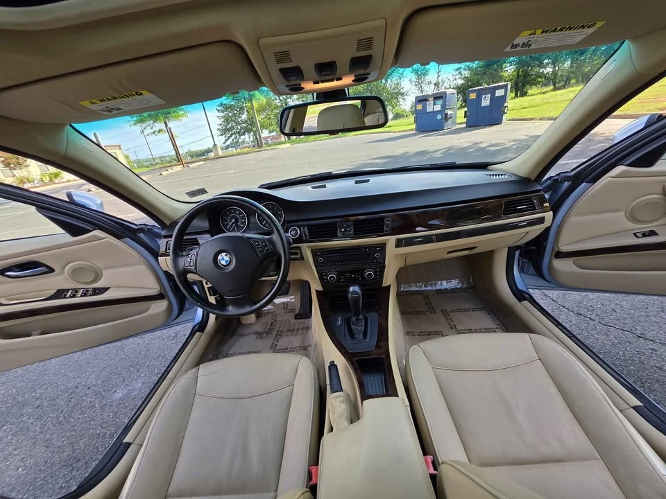 2011 BMW E90 3 Series Sedan - Image 13 of 20