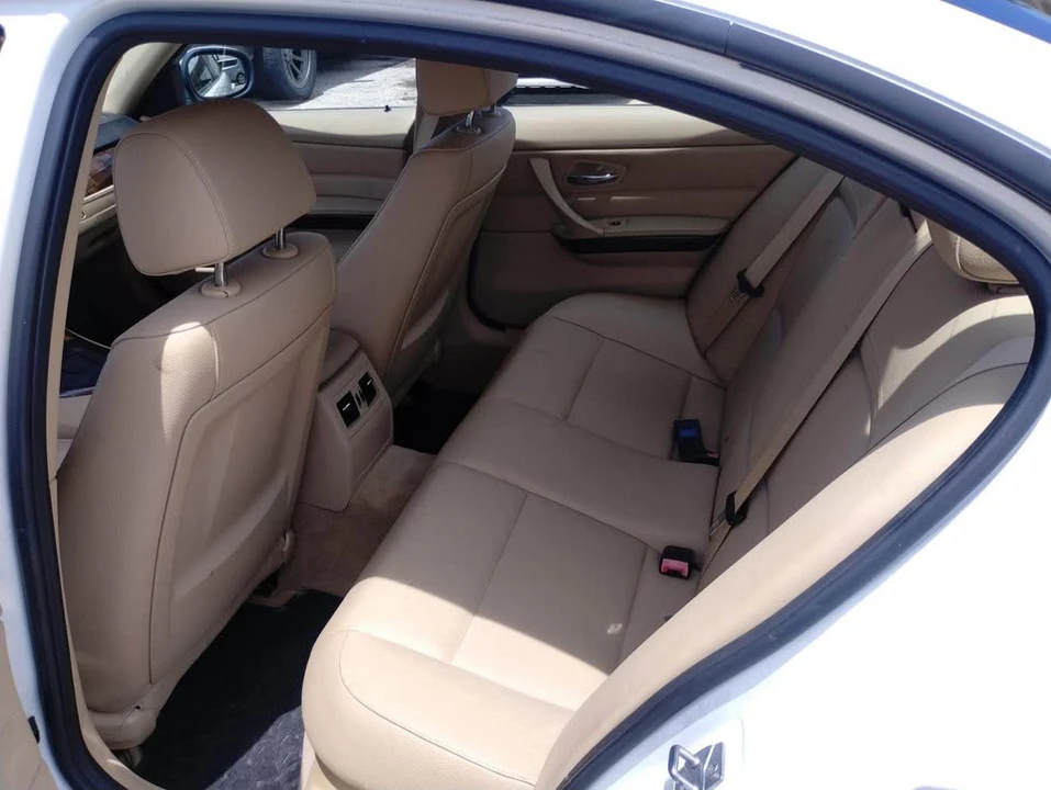 2011 BMW E90 3 Series Sedan - Image 12 of 18