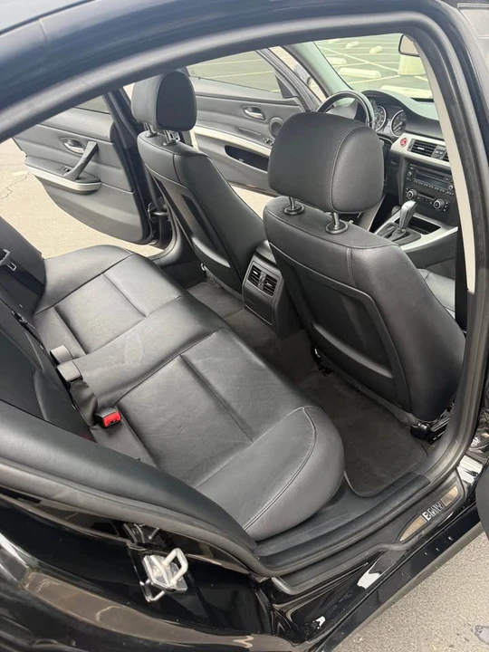 2011 BMW E90 3 Series Sedan - Image 10 of 13
