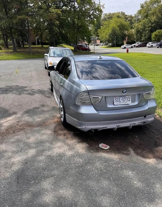 2011 BMW E90 3 Series Sedan - Image 2 of 10