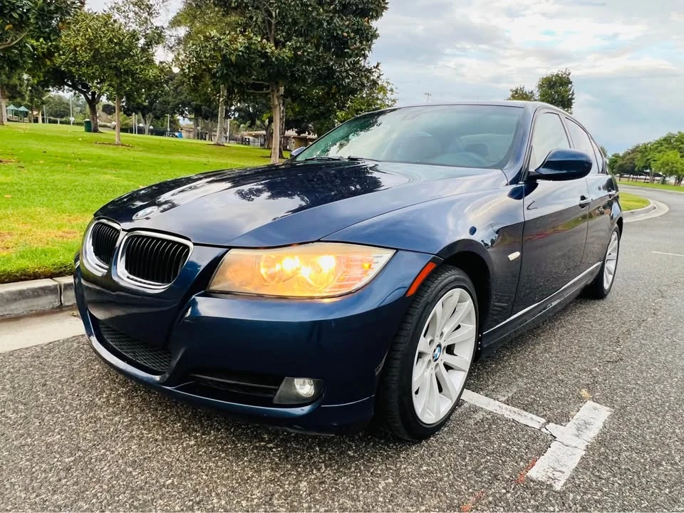 2011 BMW E90 3 Series Sedan - Image 7 of 13
