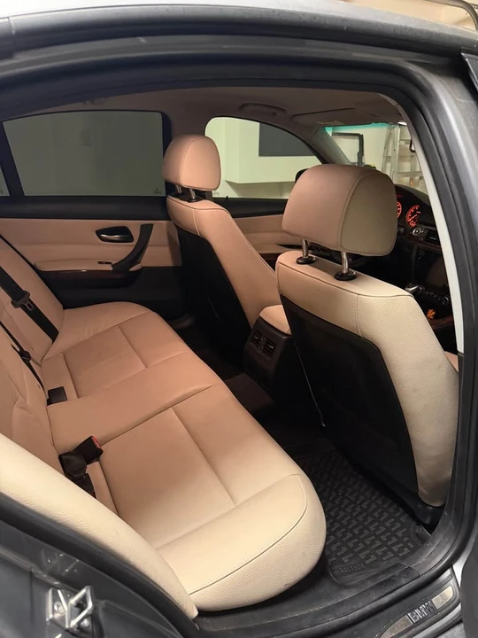 2011 BMW E90 3 Series Sedan - Image 7 of 7