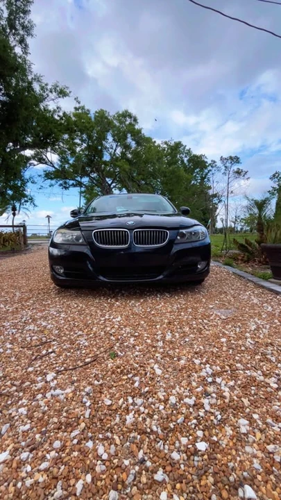 2011 BMW E90 3 Series Sedan - Image 5 of 11