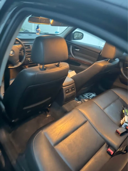 2011 BMW E90 3 Series Sedan - Image 3 of 10
