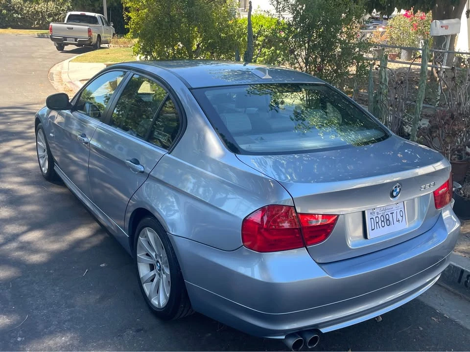 2011 BMW E90 3 Series Sedan - Image 2 of 9