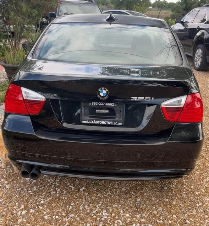 2011 BMW E90 3 Series Sedan - Image 8 of 11