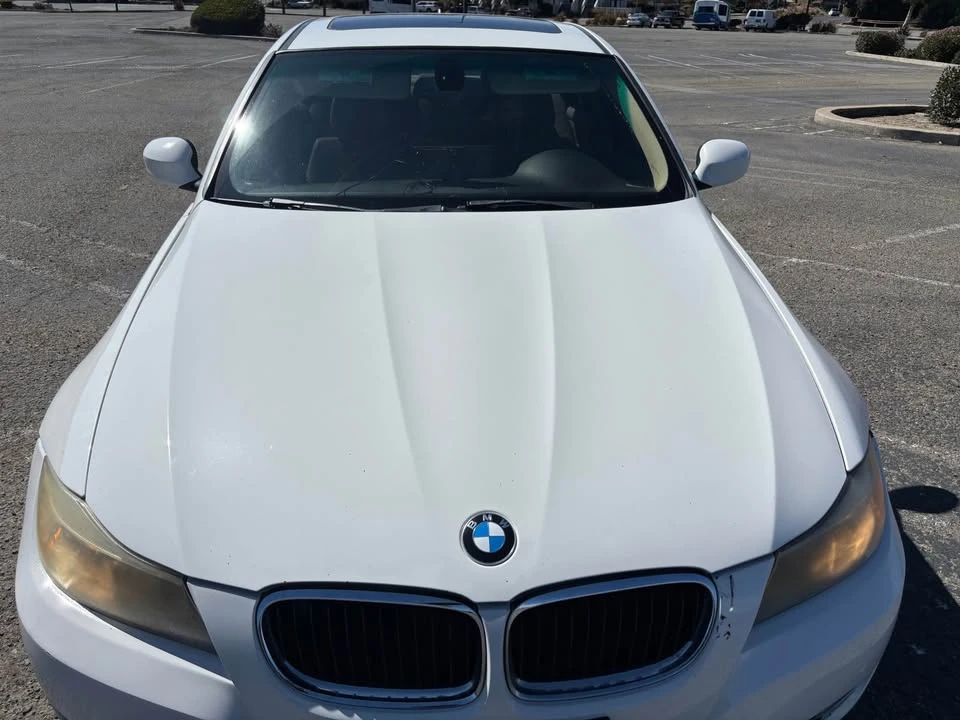 2011 BMW E90 3 Series Sedan - Image 6 of 10