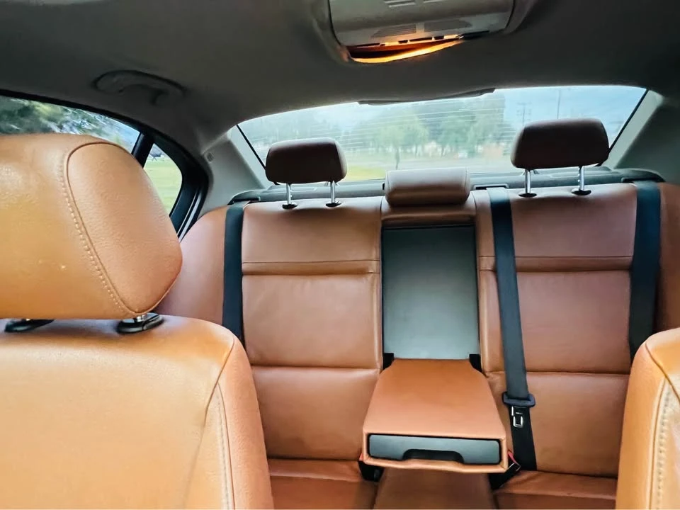 2011 BMW E90 3 Series Sedan - Image 11 of 13