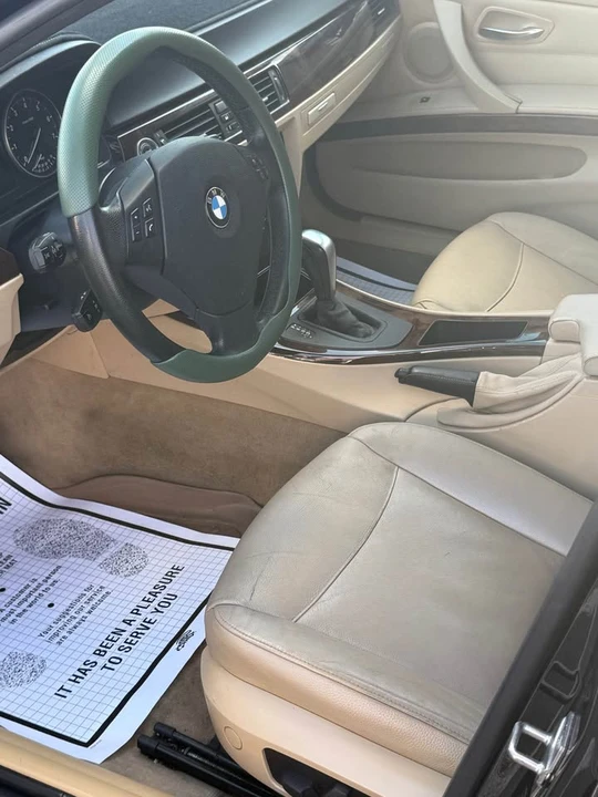 2011 BMW E90 3 Series Sedan - Image 8 of 17