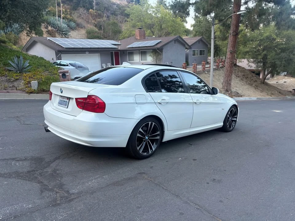 2011 BMW E90 3 Series Sedan - Image 2 of 13