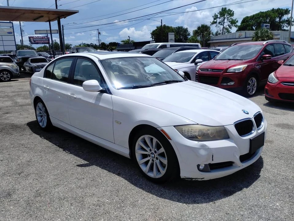 2011 BMW E90 3 Series Sedan - Image 9 of 18