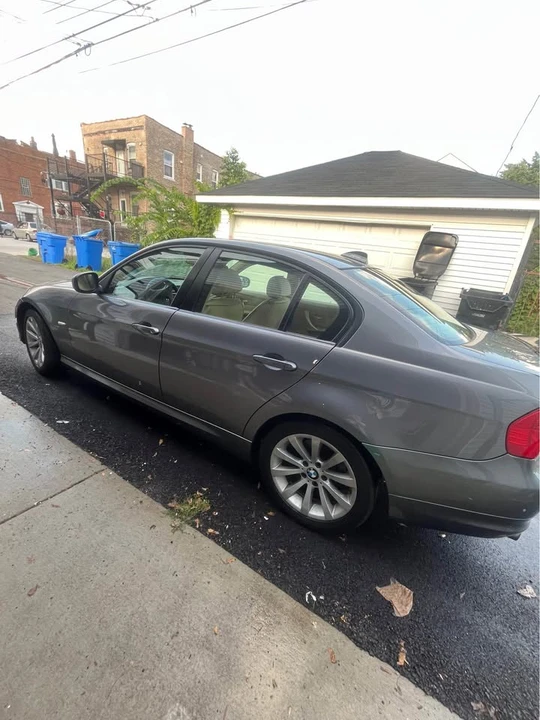 2011 BMW E90 3 Series Sedan - Image 6 of 13