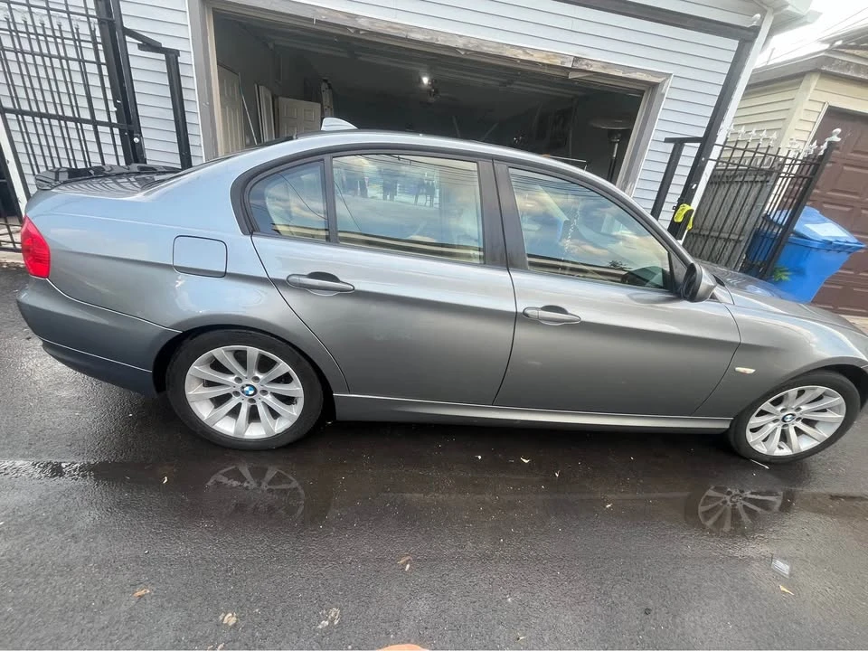 2011 BMW E90 3 Series Sedan - Image 8 of 13