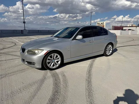 2011 BMW 3 Series 328i Sedan 4D