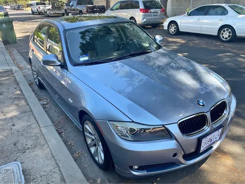 2011 BMW 3 Series 328i Sedan 4D