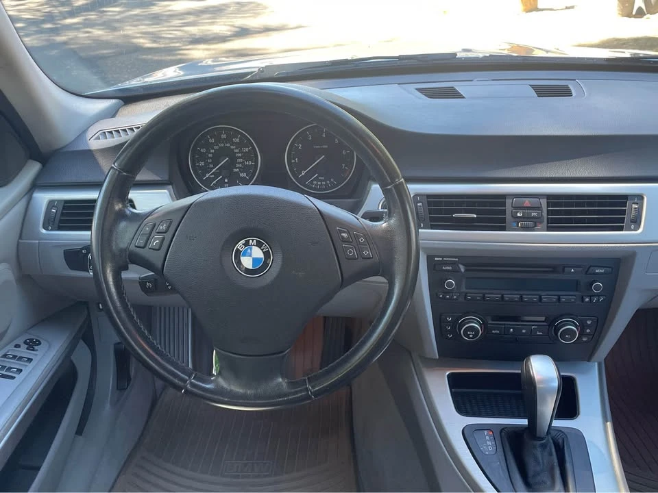 2011 BMW E90 3 Series Sedan - Image 6 of 9