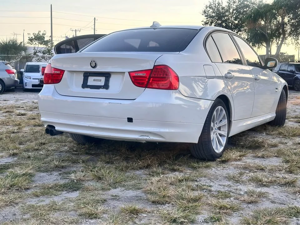 2011 BMW E90 3 Series Sedan - Image 3 of 12