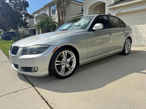 2011 BMW 3 Series 328i Sedan 4D