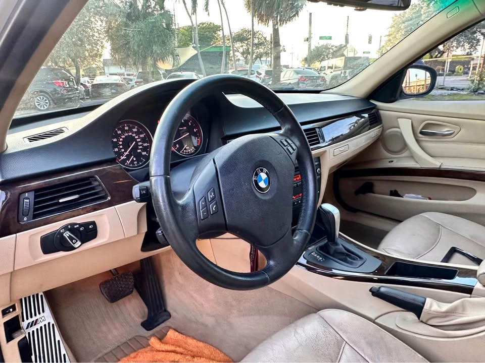 2011 BMW E90 3 Series Sedan - Image 8 of 12
