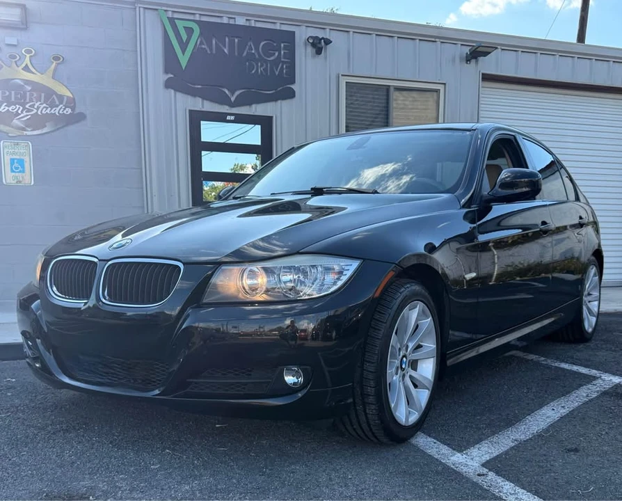 2011 BMW E90 3 Series Sedan - Image 2 of 17
