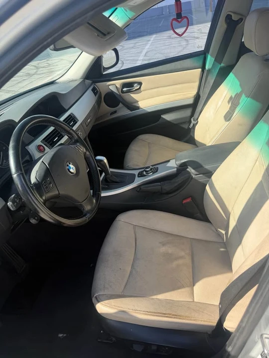 2011 BMW E90 3 Series Sedan - Image 10 of 14