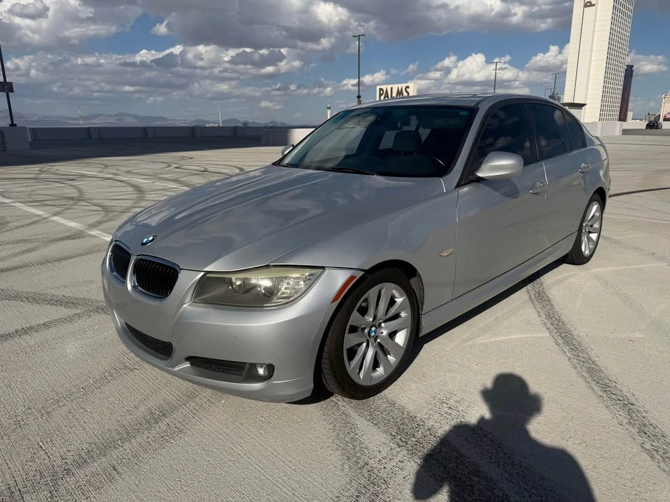 2011 BMW E90 3 Series Sedan - Image 9 of 14