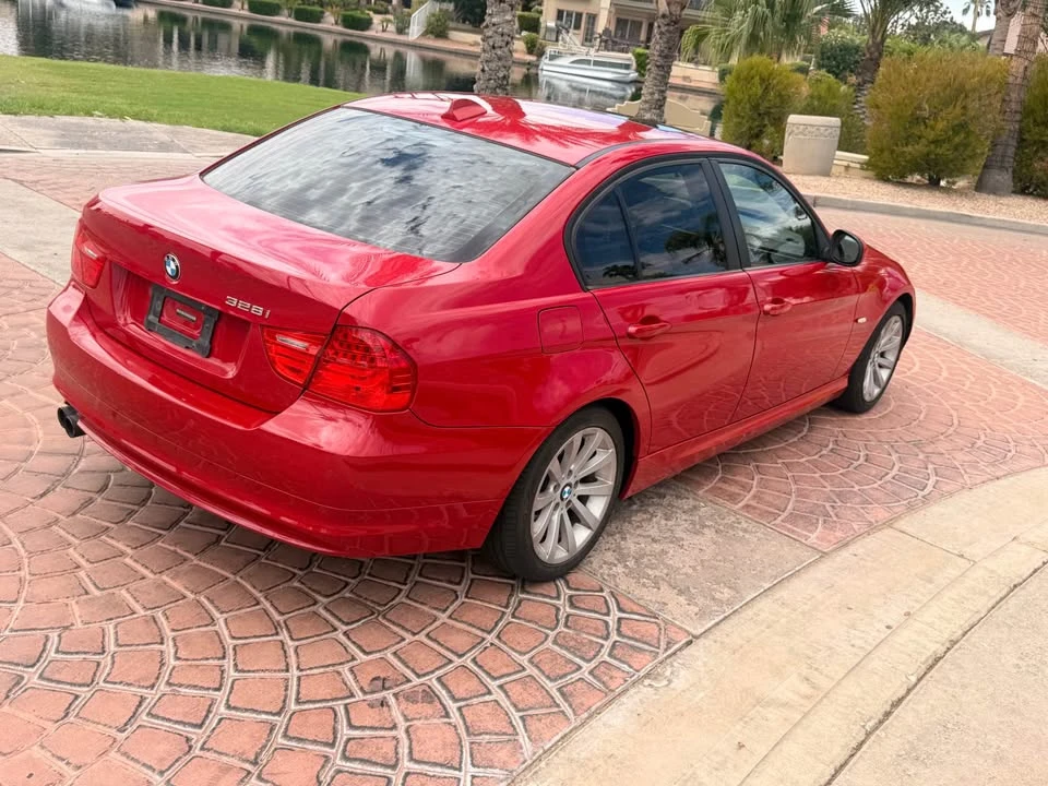 2011 BMW E90 3 Series Sedan - Image 4 of 20