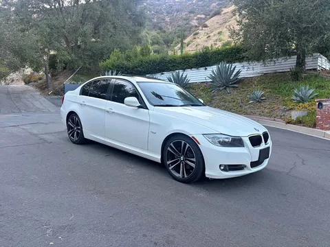 2011 BMW 3 Series 328i Sedan 4D