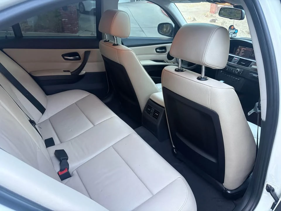 2011 BMW E90 3 Series Sedan - Image 10 of 13