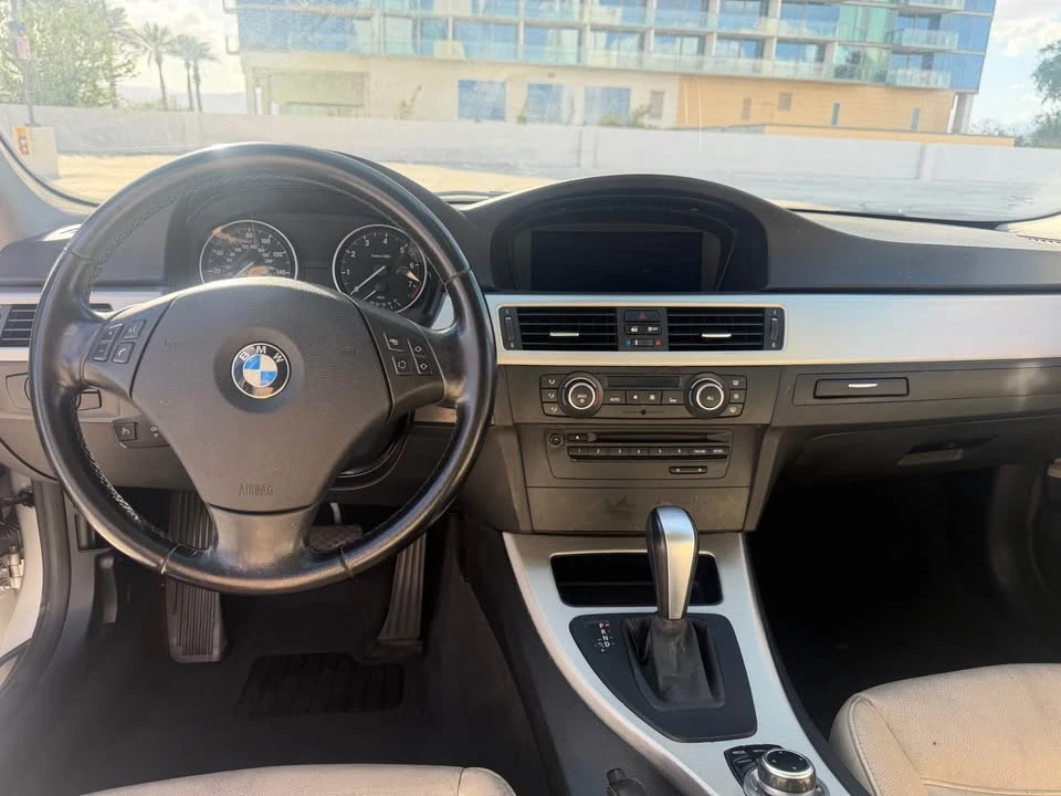 2011 BMW E90 3 Series Sedan - Image 12 of 14