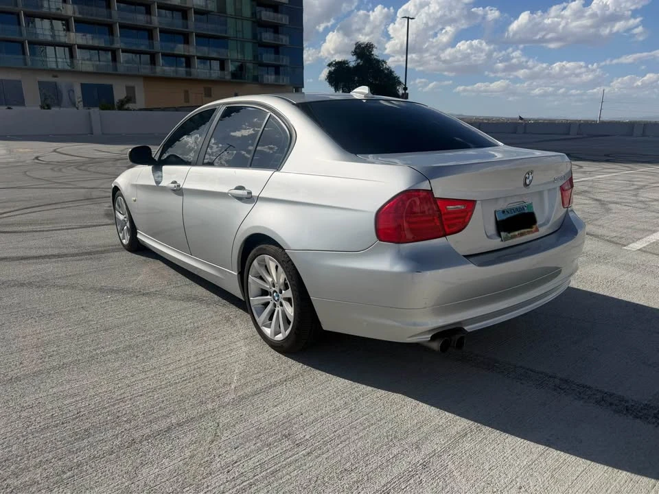 2011 BMW E90 3 Series Sedan - Image 6 of 14