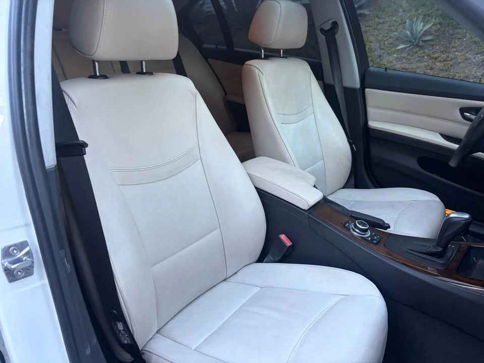 2011 BMW E90 3 Series Sedan - Image 12 of 13