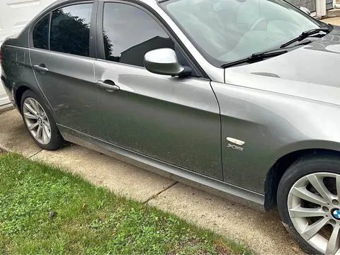 2011 BMW 3 Series 328i Sedan 4D