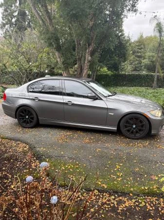 2011 BMW E90 3 Series Sedan - Image 4 of 21