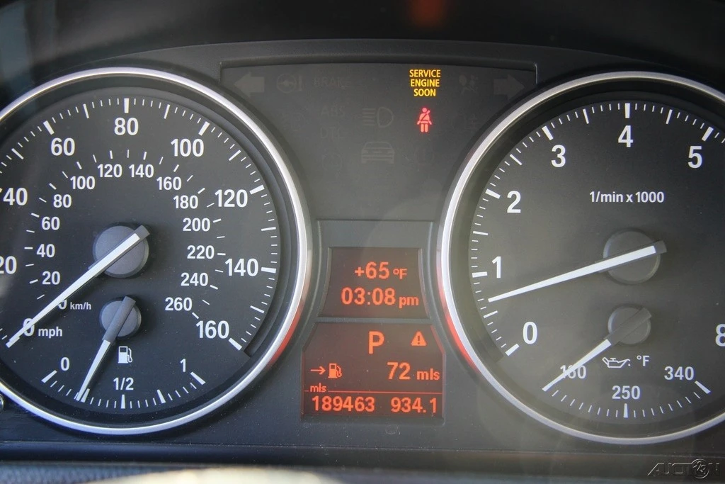 2011 BMW E90 3 Series Sedan - Image 16 of 21