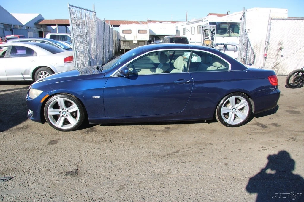 2011 BMW E90 3 Series Sedan - Image 4 of 21