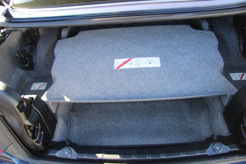 2011 BMW E90 3 Series Sedan - Image 21 of 21