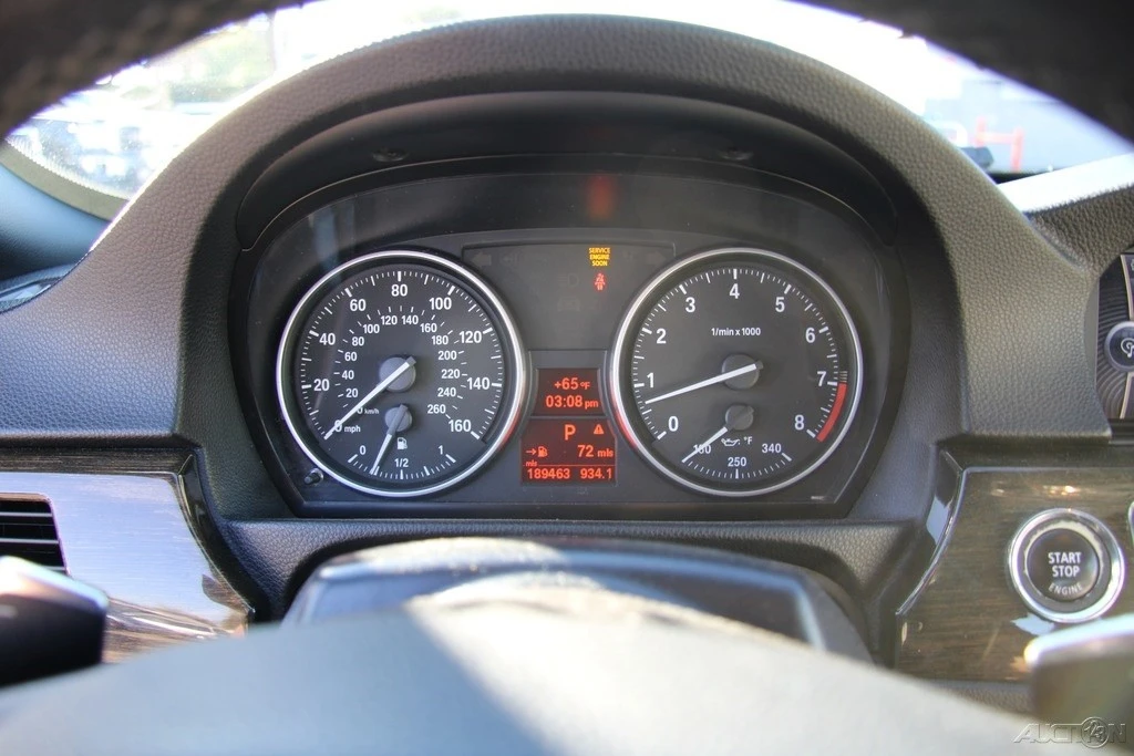 2011 BMW E90 3 Series Sedan - Image 15 of 21