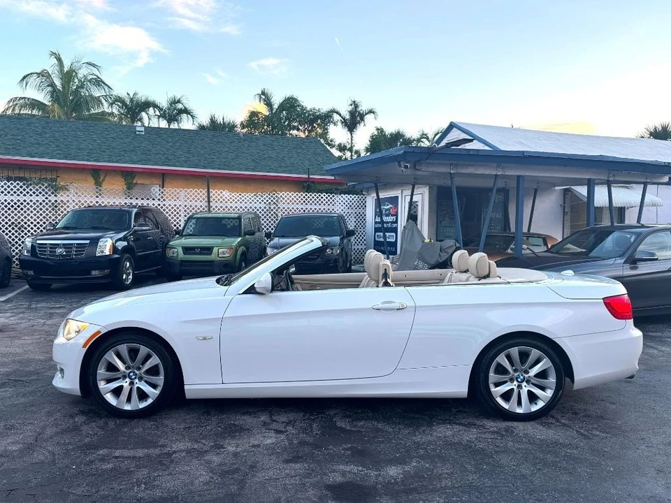 2011 BMW E90 3 Series Sedan - Image 20 of 21