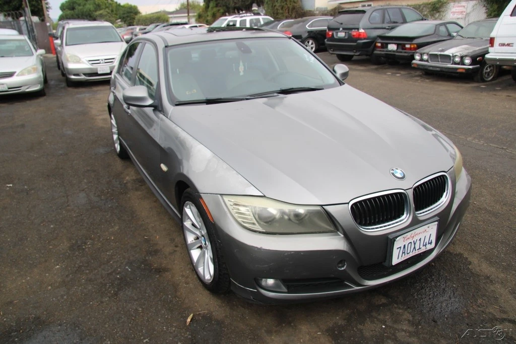 2011 BMW E90 3 Series Sedan - Image 8 of 21