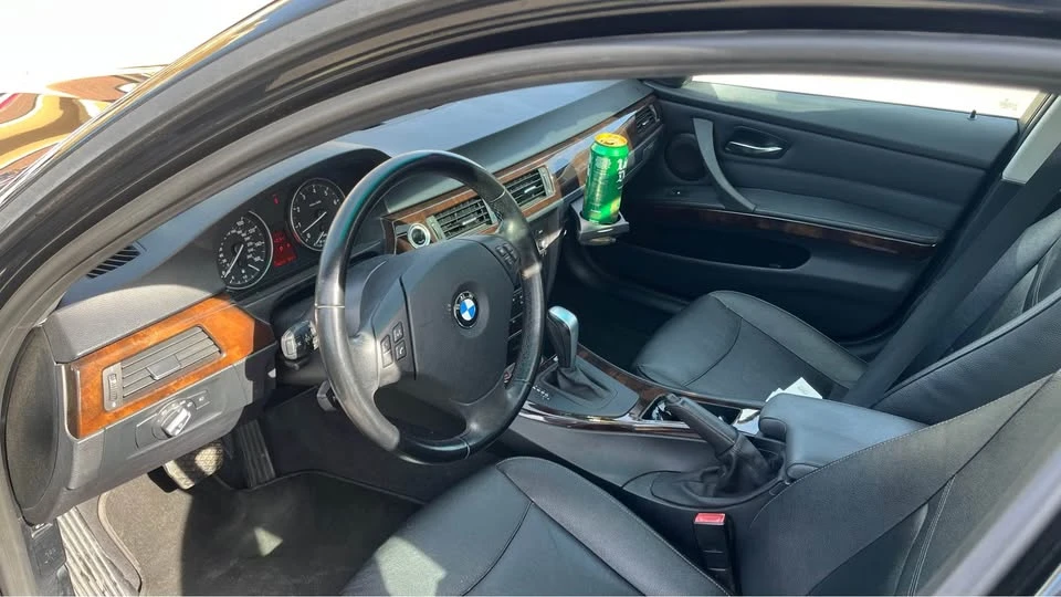 2011 BMW E90 3 Series Sedan - Image 5 of 9