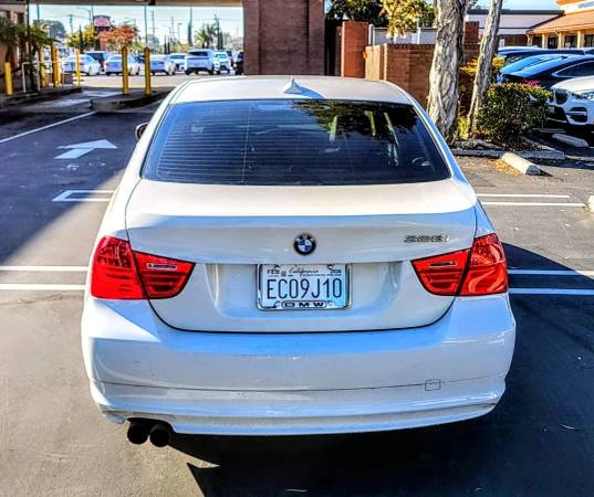 2011 BMW E90 3 Series Sedan - Image 6 of 15